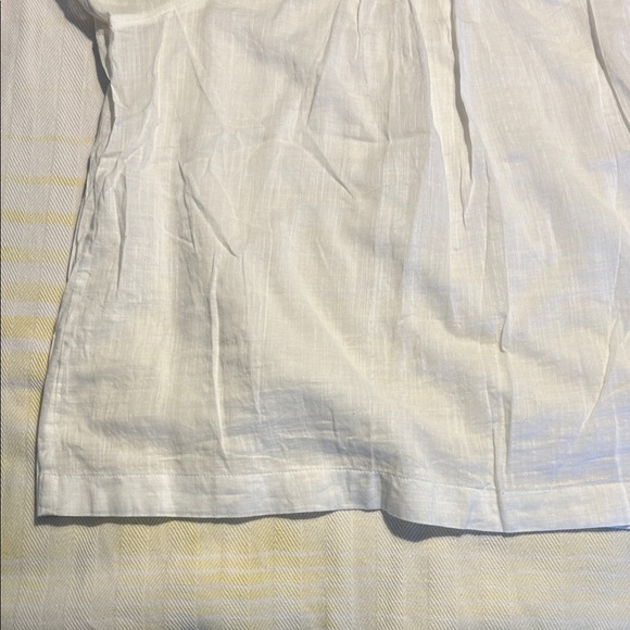 Banana Republic White Cotton Eyelet V-Neck Peasant Top size XS 100% cotton - Picture 4 of 7